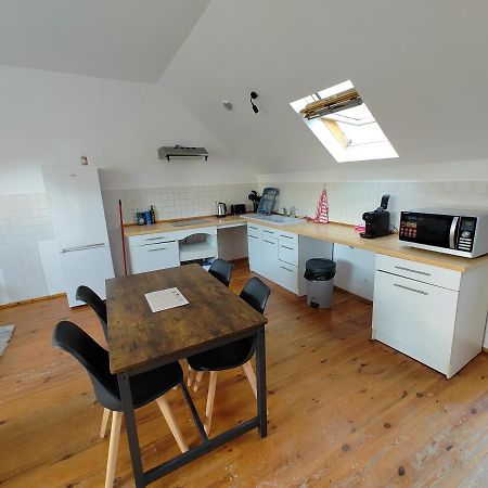 Cosy Appartement 2 Chambres Pont-de-lʼArche المظهر الخارجي الصورة