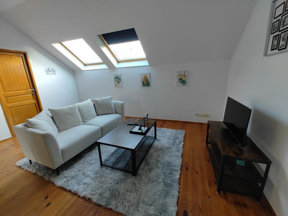 Cosy Appartement 2 Chambres Pont-de-lʼArche المظهر الخارجي الصورة