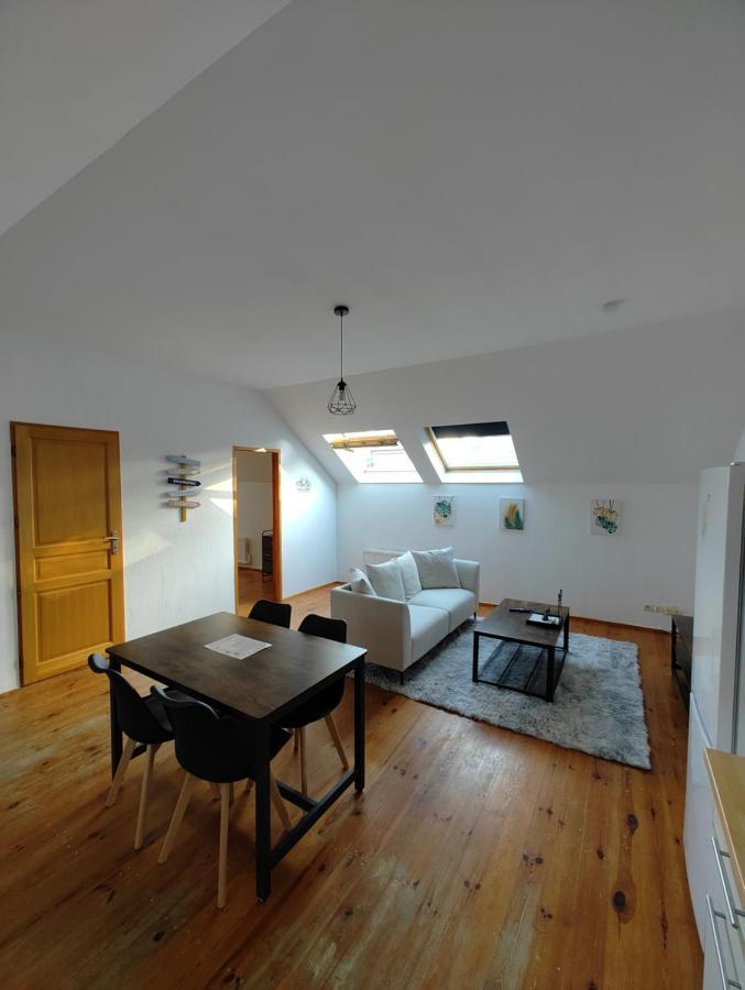 Cosy Appartement 2 Chambres Pont-de-lʼArche المظهر الخارجي الصورة